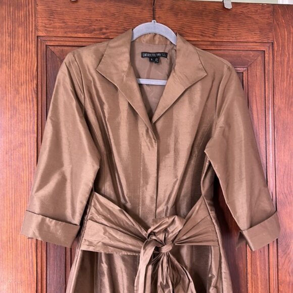 Silk button-up shirt dress with wrap - Picture 3 of 7